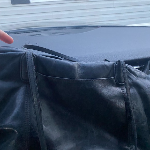 Hobo navy leather Leather Tote Bag ok condition fair soft leather - Picture 2 of 3